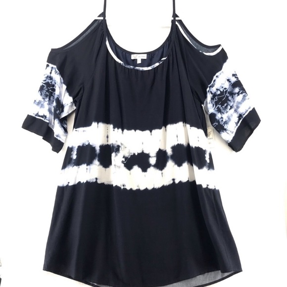 GO COCO Tops - 🥳HOST PICK🥳 NWT NAVY BLUE & WHITE TIE-DYE COLD SHOULDER TOP Women 1X fit 2X-3X